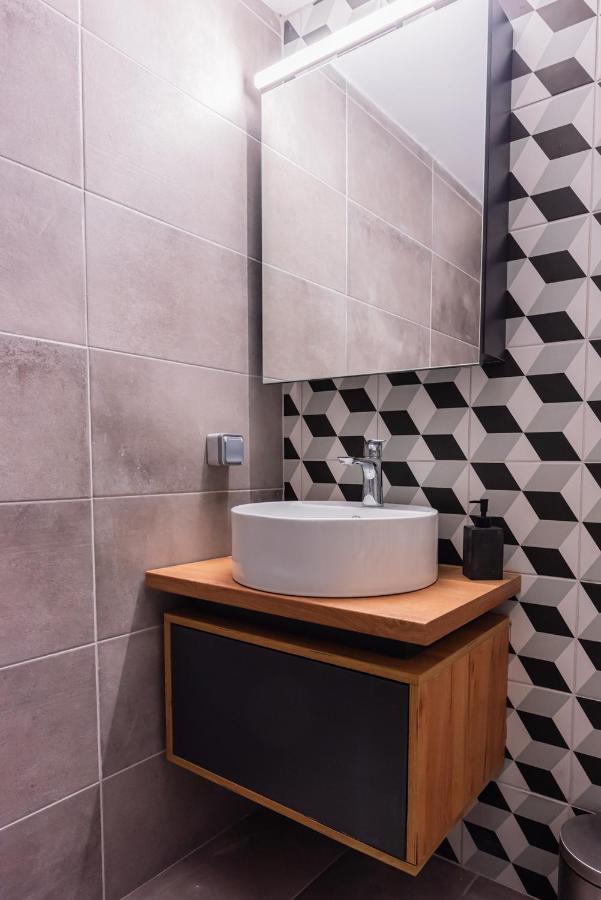 Welcome Home 365 Studio Apartment Nº1 Thessaloniki City Centre מראה חיצוני תמונה